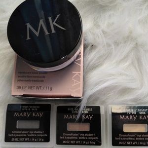 MK bundle translucent powder/eyeshadows 😍💓